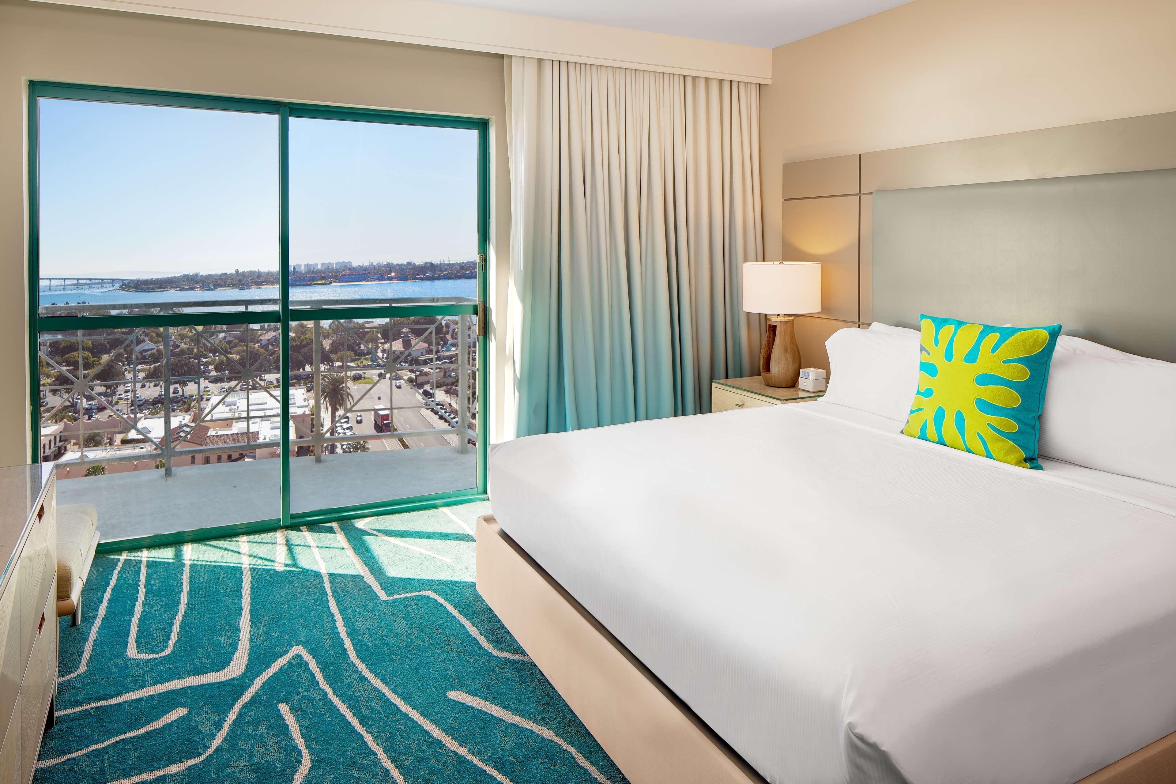 Embassy Suites By Hilton San Diego Bay Downtown Exterior foto